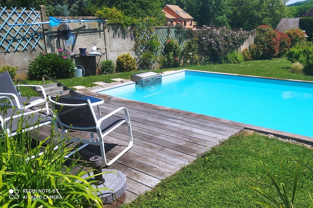 Photo of Outdoor in Neauphle-le-Vieux