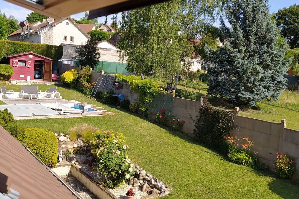 Photo of Outdoor in Neauphle-le-Vieux