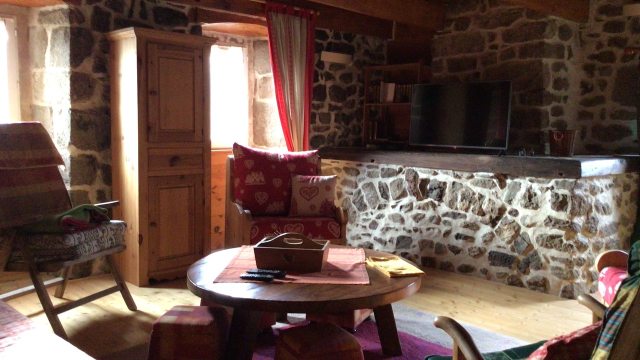 Photo of Others in Beauvene