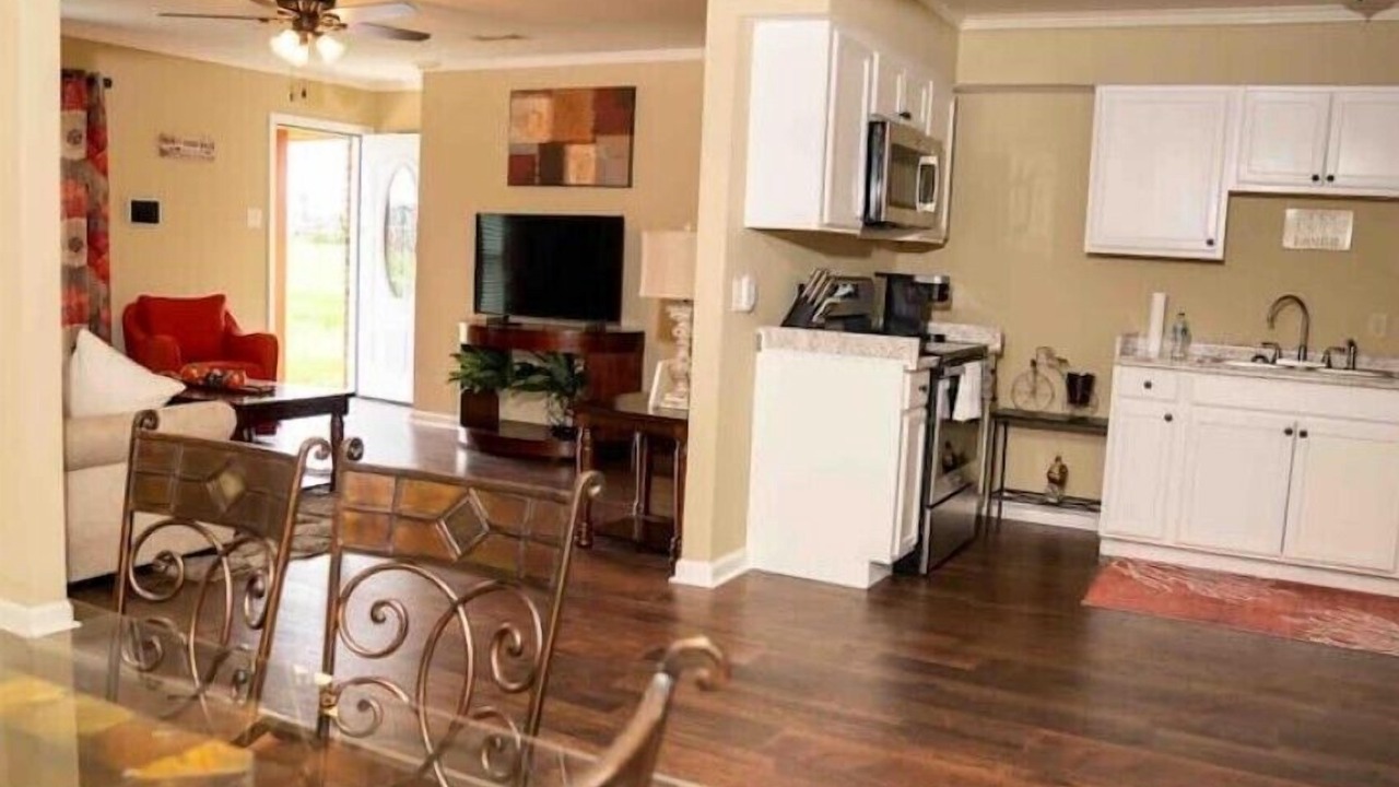 Photo of Kitchen in Luling