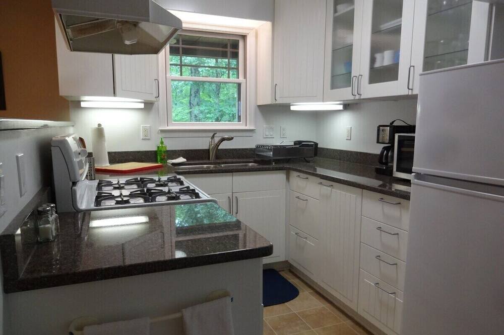 Photo of Kitchen in Dyke
