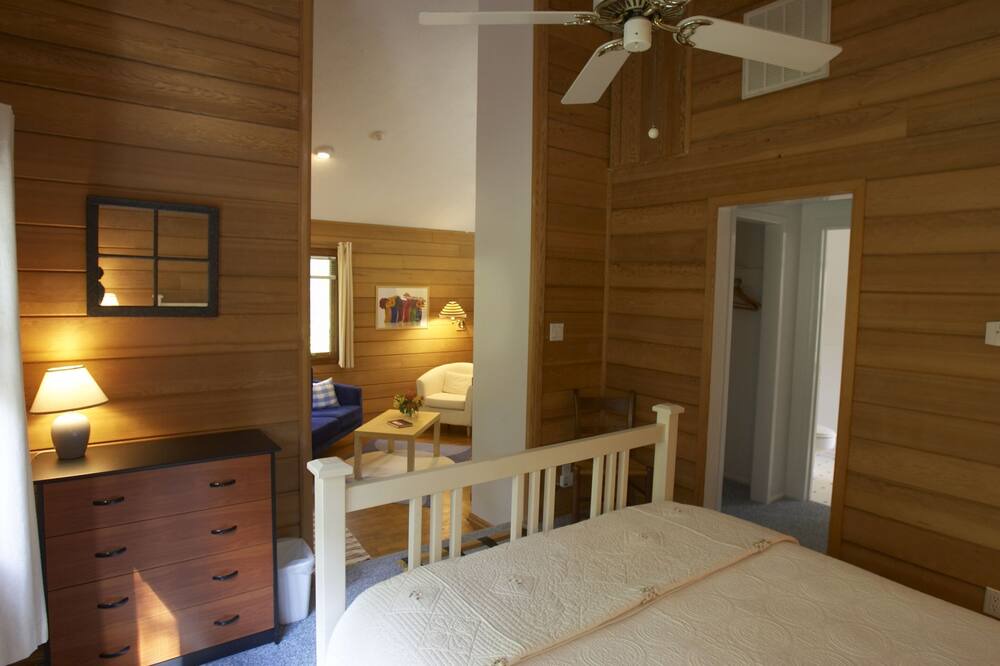 Photo of Bedroom in Dyke