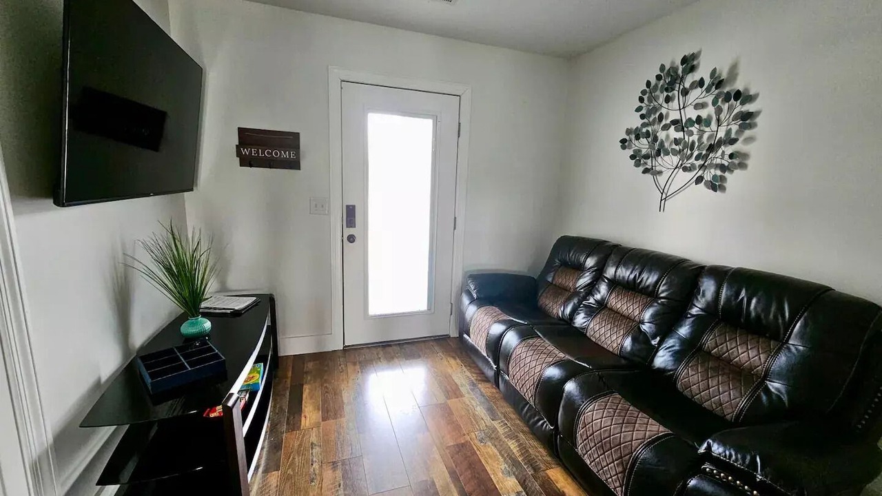 Photo of Livingroom in Wedowee