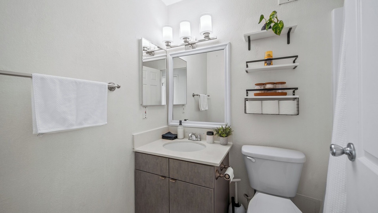 Photo of Others in Oakland