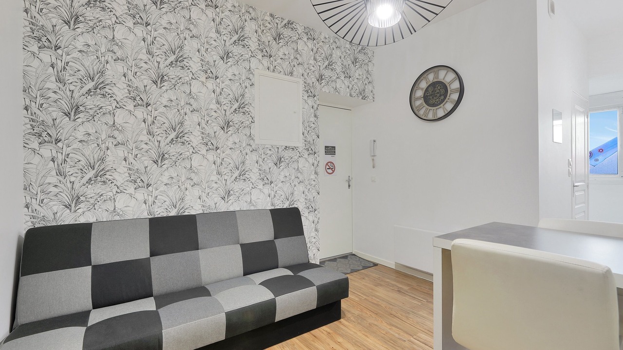 Photo of Others in Lens