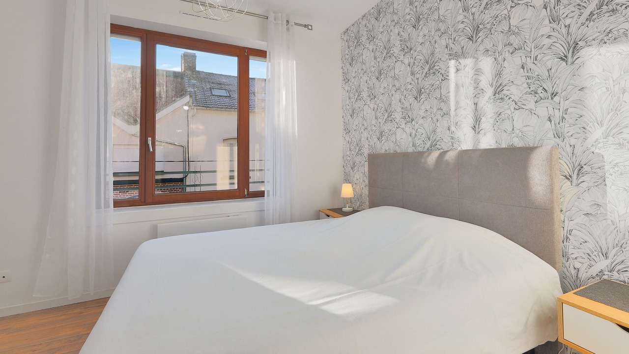 Photo of Others in Lens