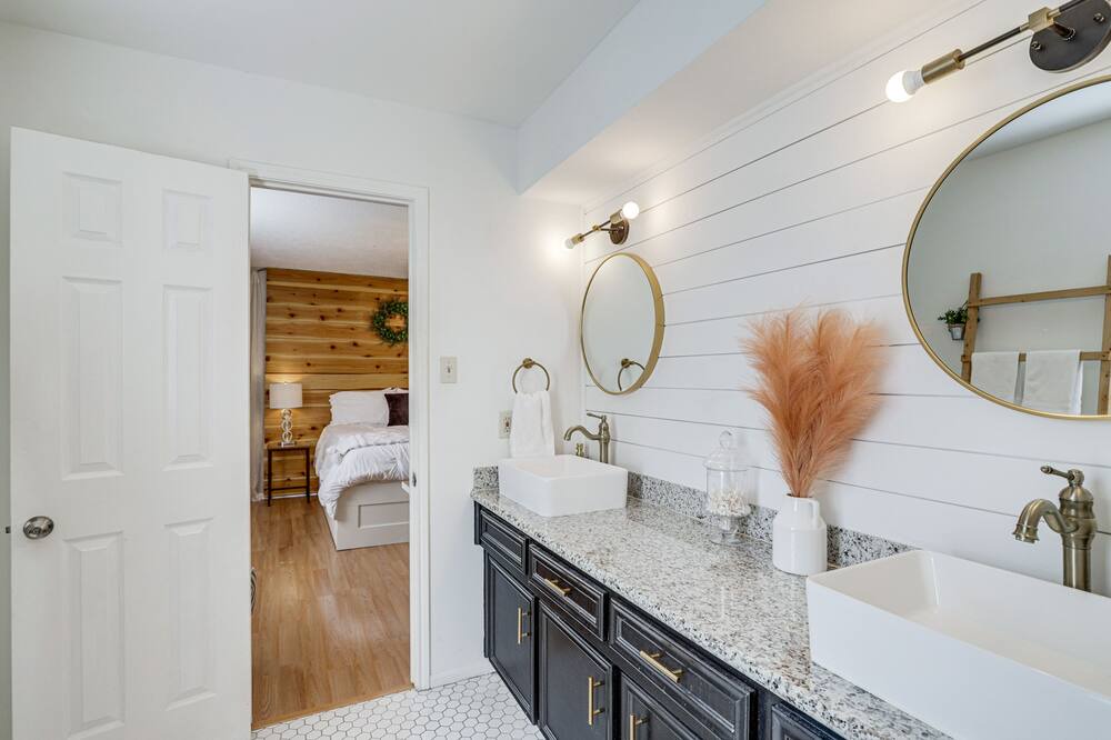Photo of Bathroom in Klein
