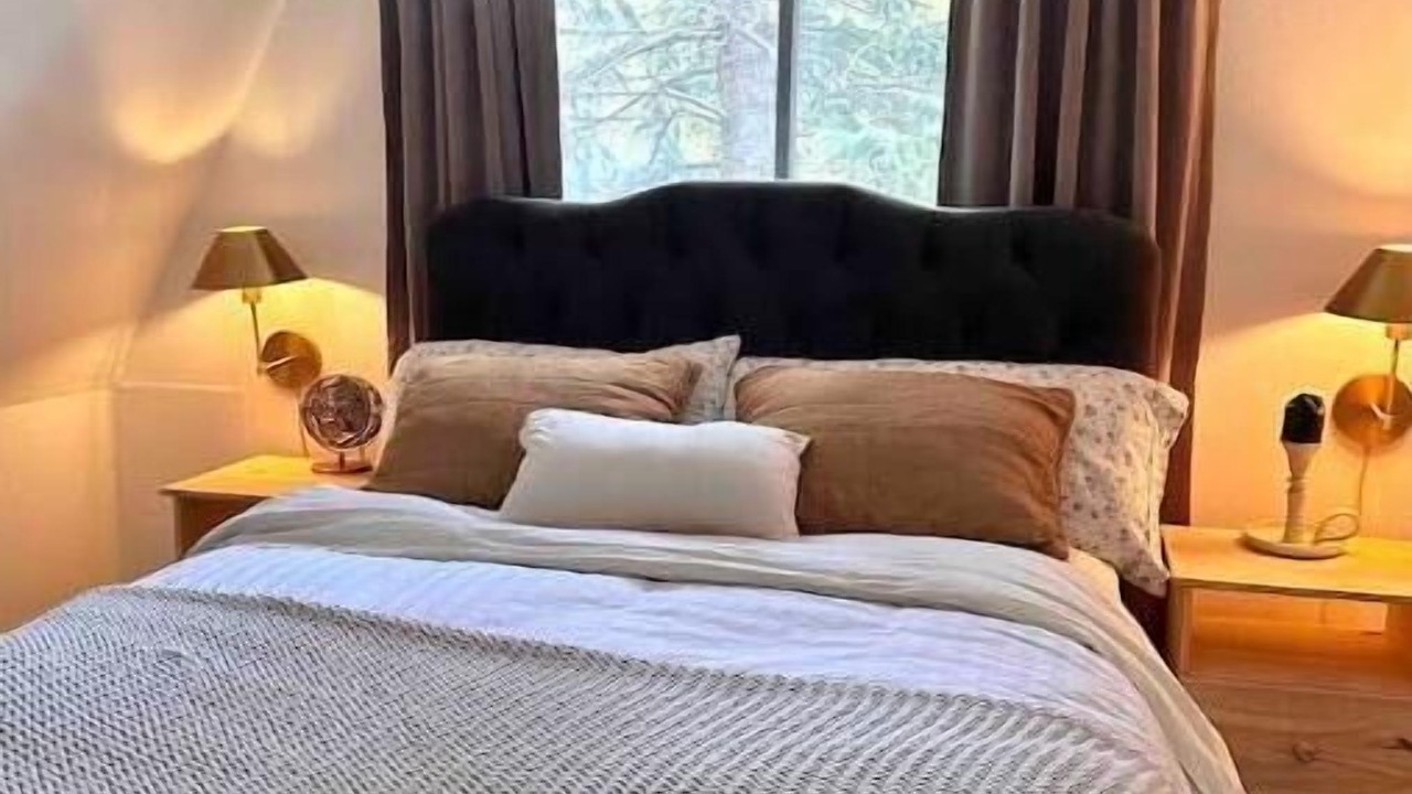 Photo of Bedroom in Shadow Mountain