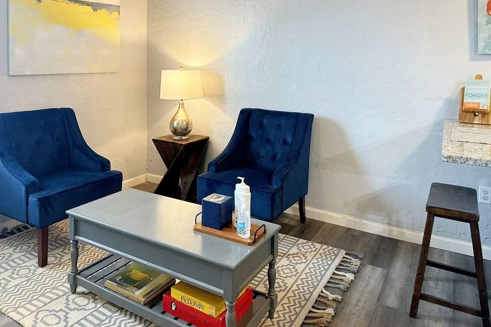 Photo of Livingroom in Central Oklahoma City