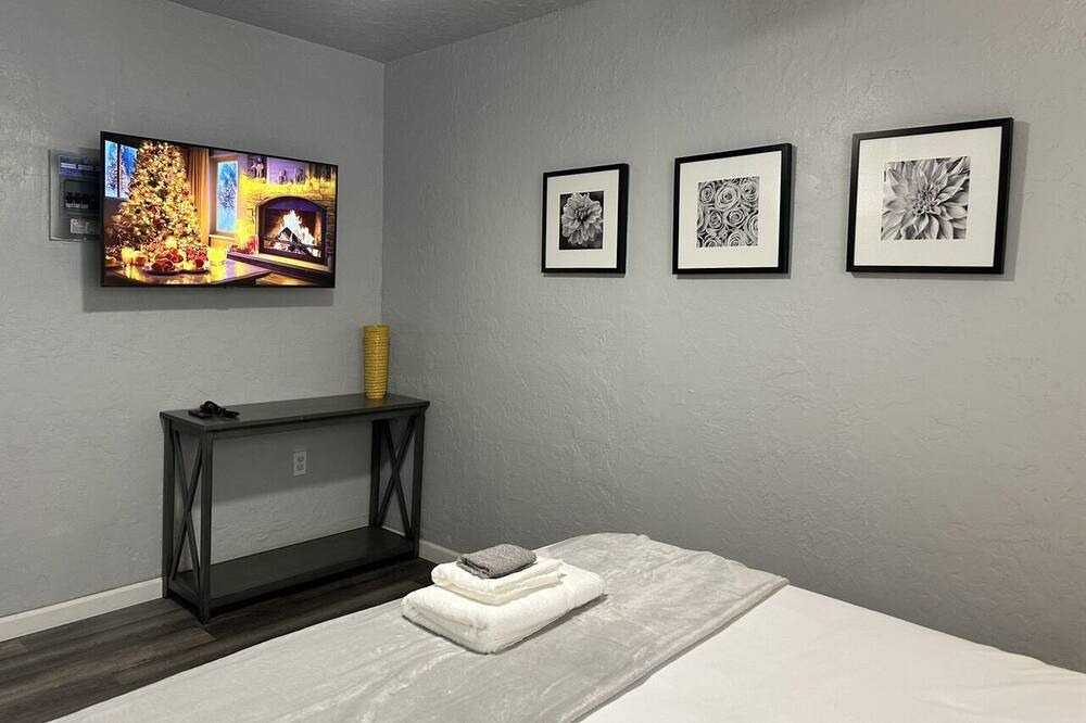 Photo of Bedroom in Central Oklahoma City