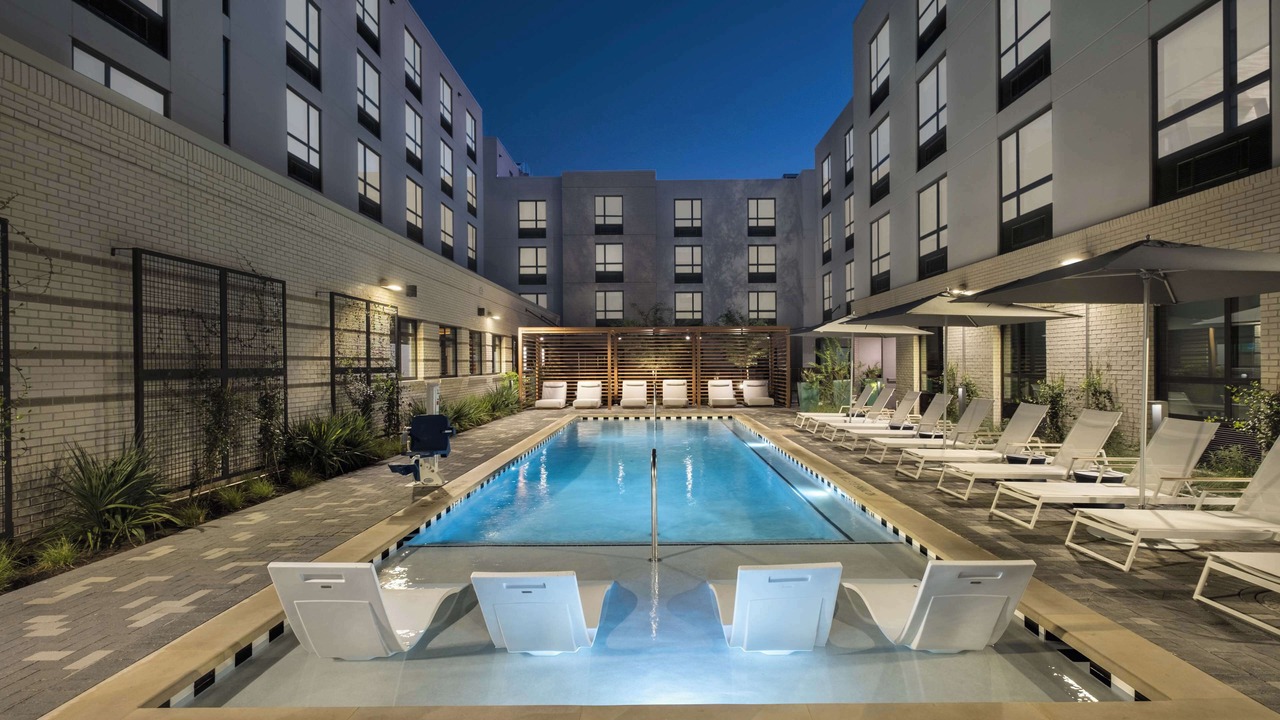 Photo of Outdoor in Holly