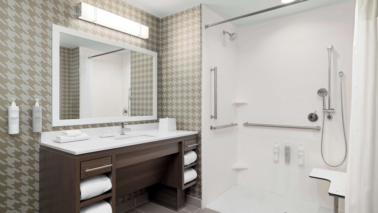 Photo of Bathroom in Niceville