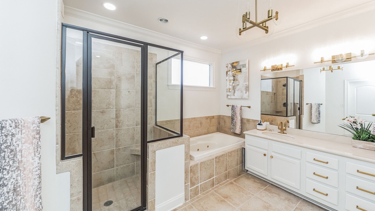 Photo of Bedroom in Hickory Withe