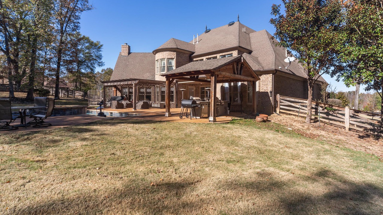 Photo of Outdoor in Hickory Withe