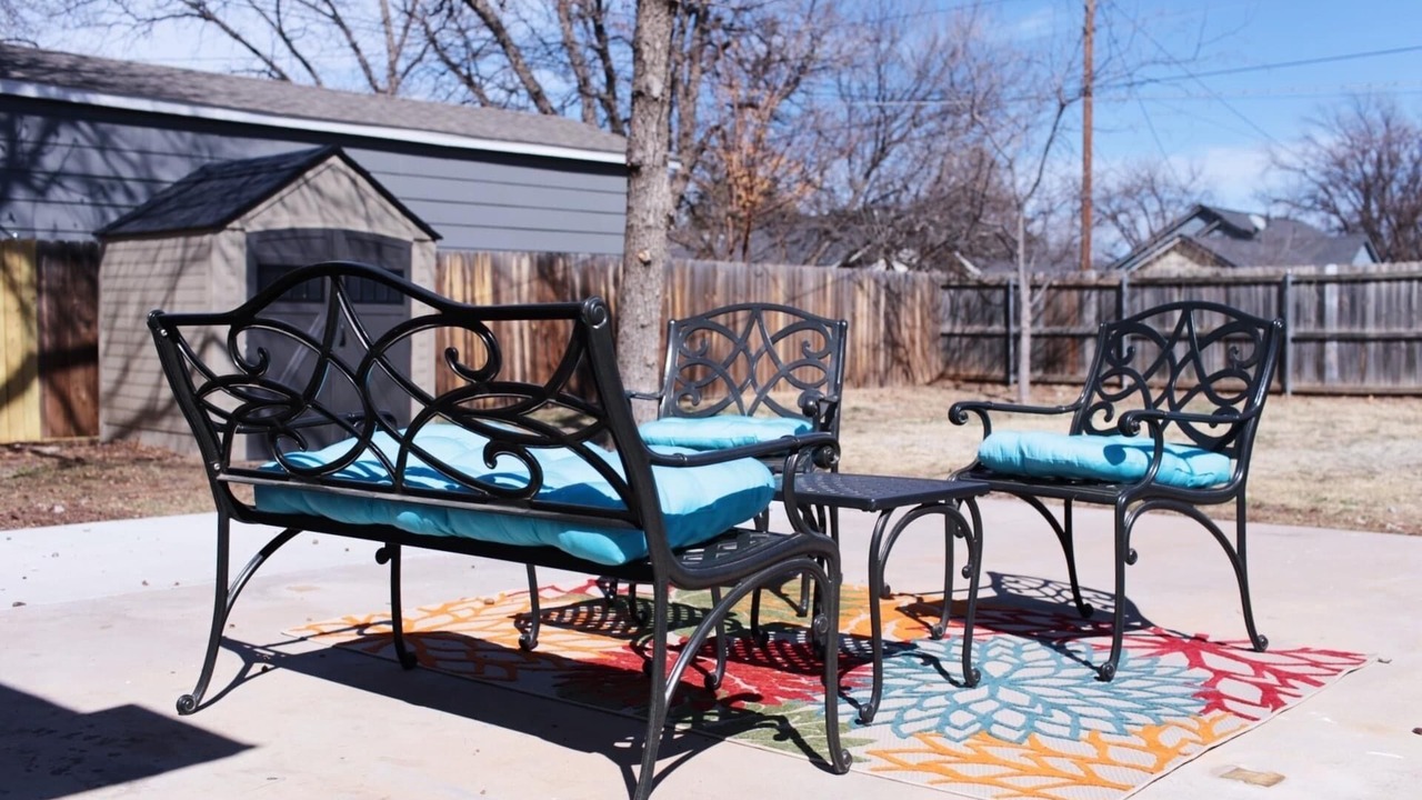 Photo of Patio Balcony in Sayles Blvd. Area