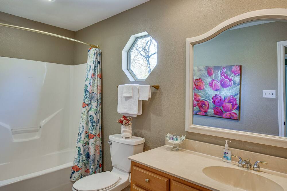 Photo of Bathroom in Leisure Land