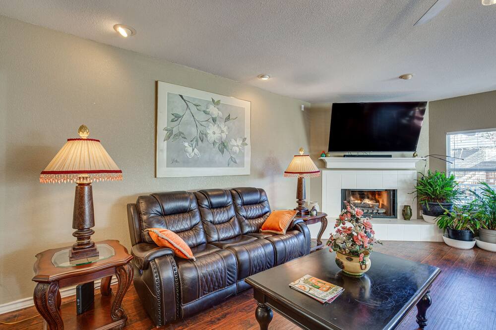 Photo of Livingroom in Leisure Land