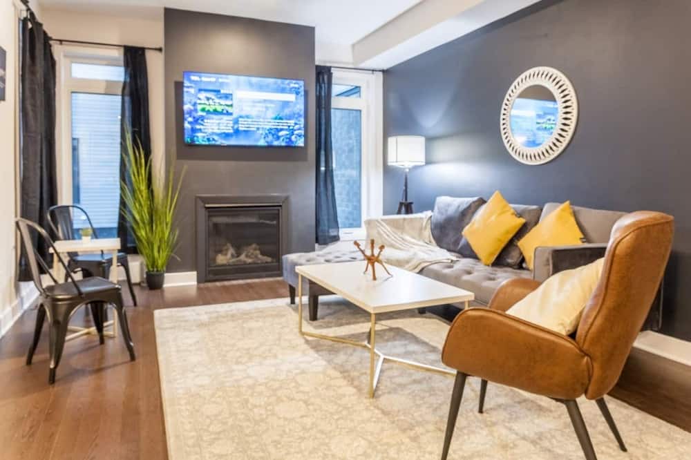Photo of Bedroom in Ottawa Division