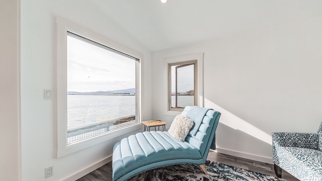 Photo of Livingroom in Point Richmond