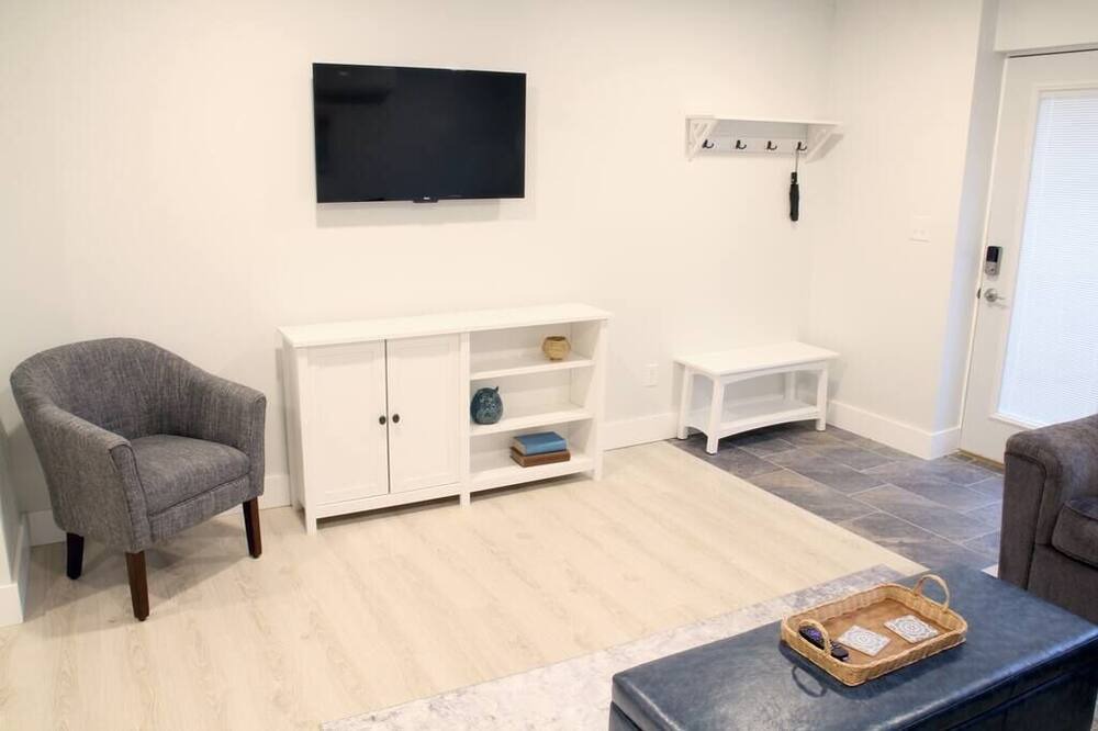 Photo of Livingroom in Beulah
