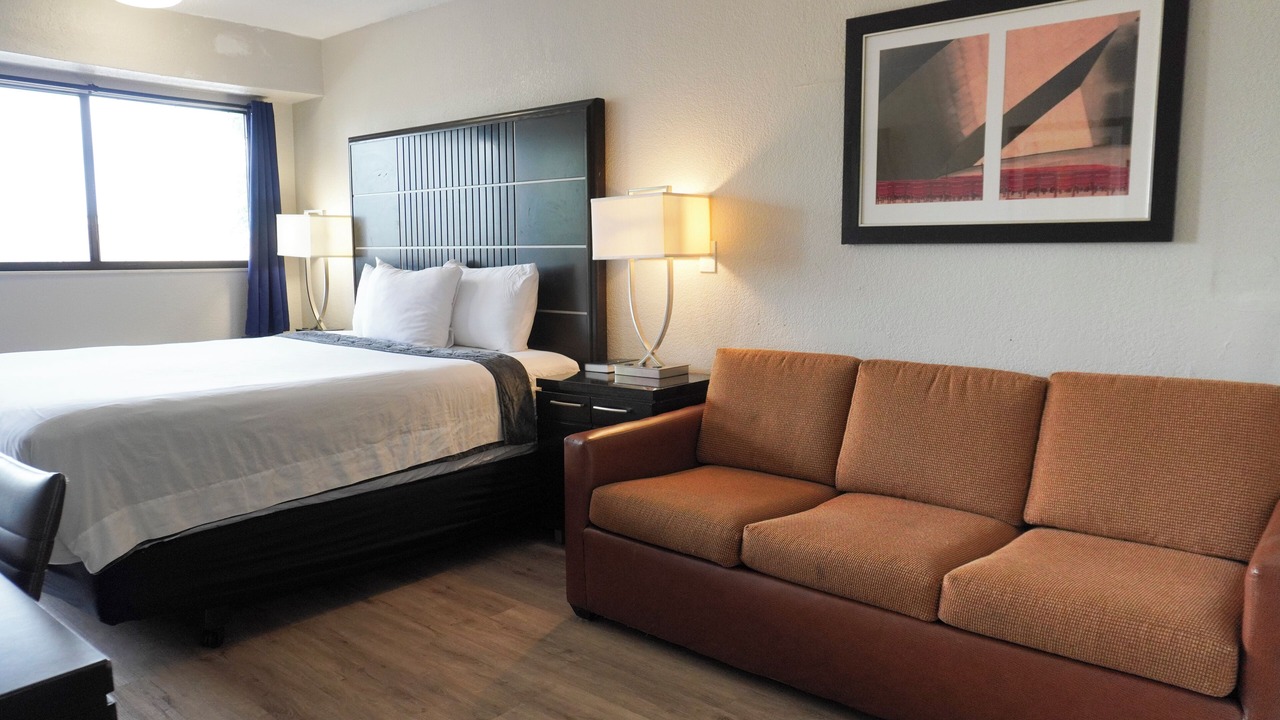 Photo of Bedroom in Broadmoor