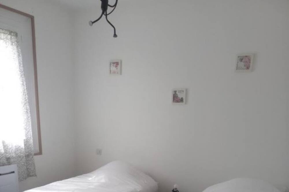 Photo of Bedroom in Tarbes
