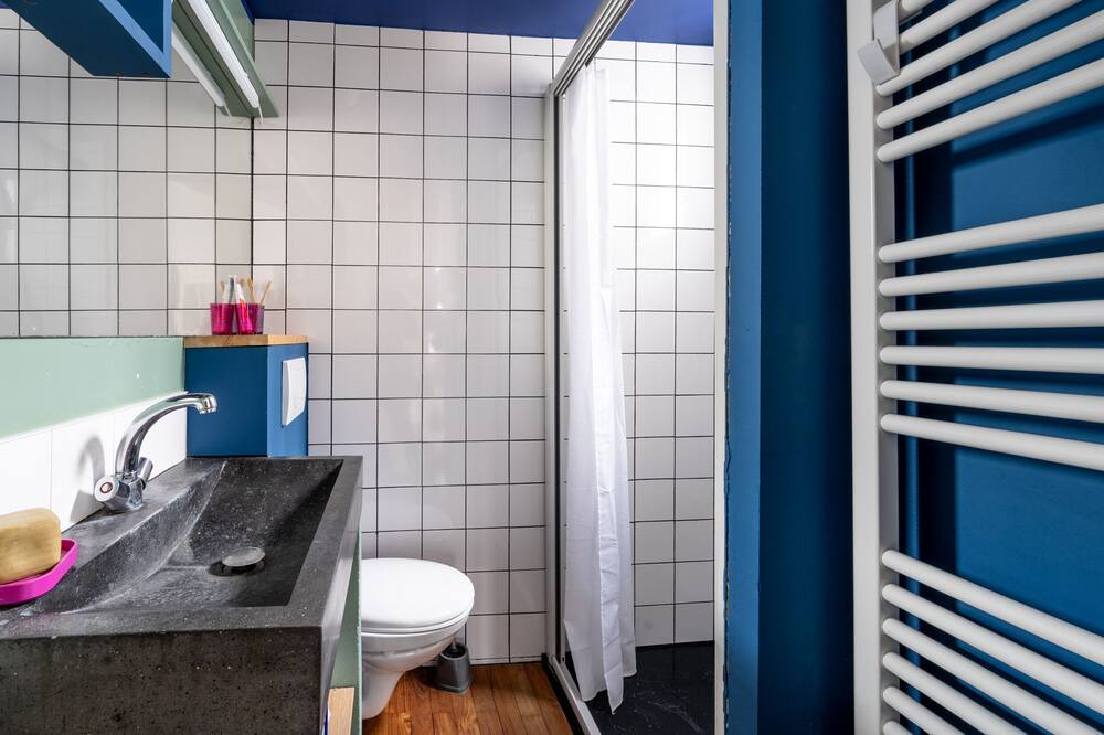 Photo of Bathroom in Richebourg - Saint-Clement