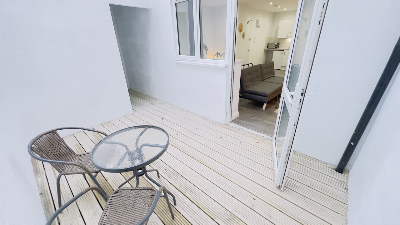 Photo of Patio Balcony in Upper Clapton