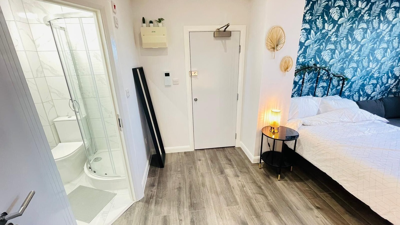 Photo of Others in Upper Clapton