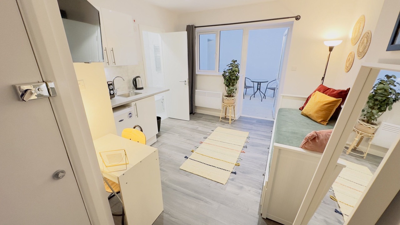 Photo of Others in Upper Clapton