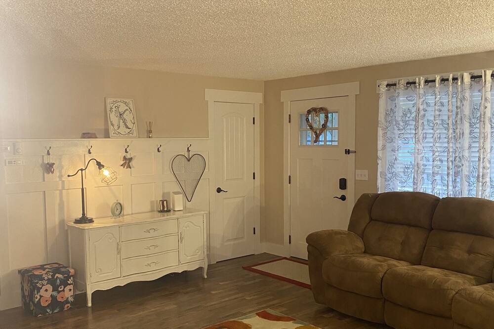 Photo of Others in Harlow