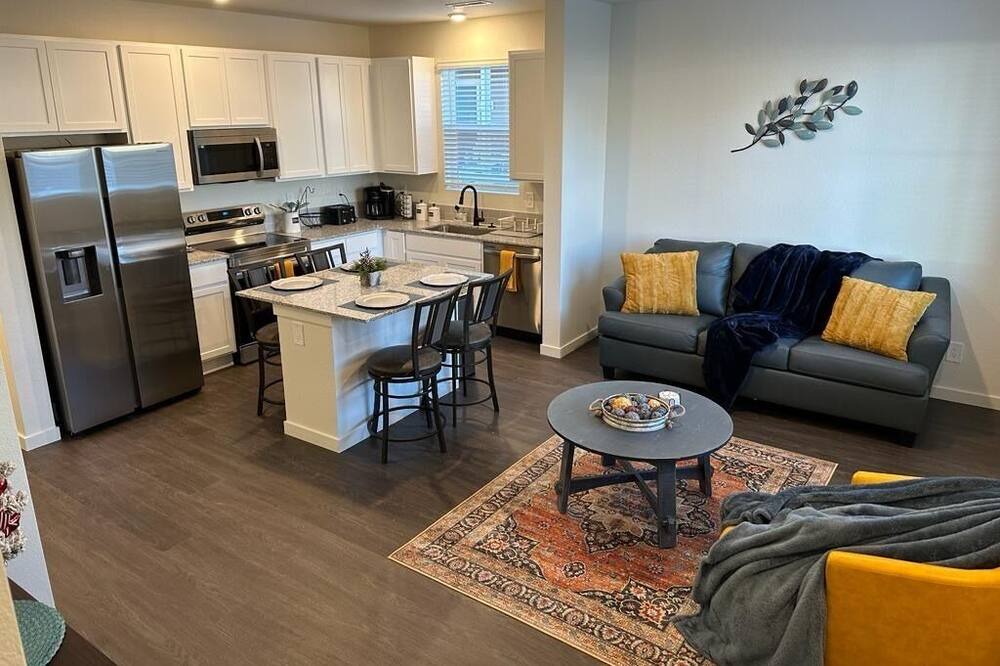 Photo of Livingroom in Johnstown