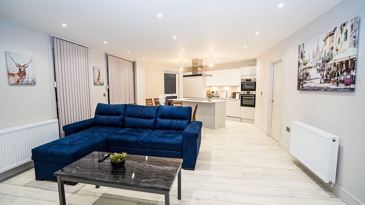 Photo of Livingroom in Leatherhead