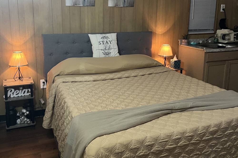 Photo of Bedroom in Lake Providence