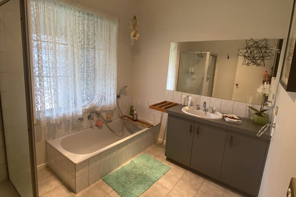 Photo of Bathroom in Koo-Wee-Rup