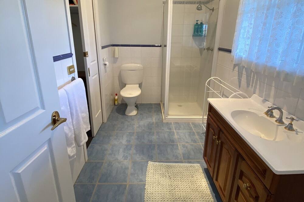 Photo of Bathroom in Koo-Wee-Rup