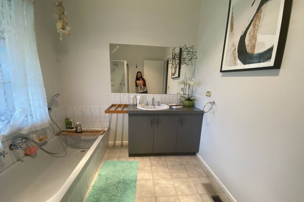 Photo of Bathroom in Koo-Wee-Rup