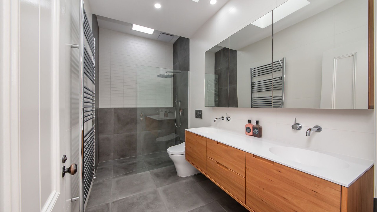 Photo of Others in Flemington