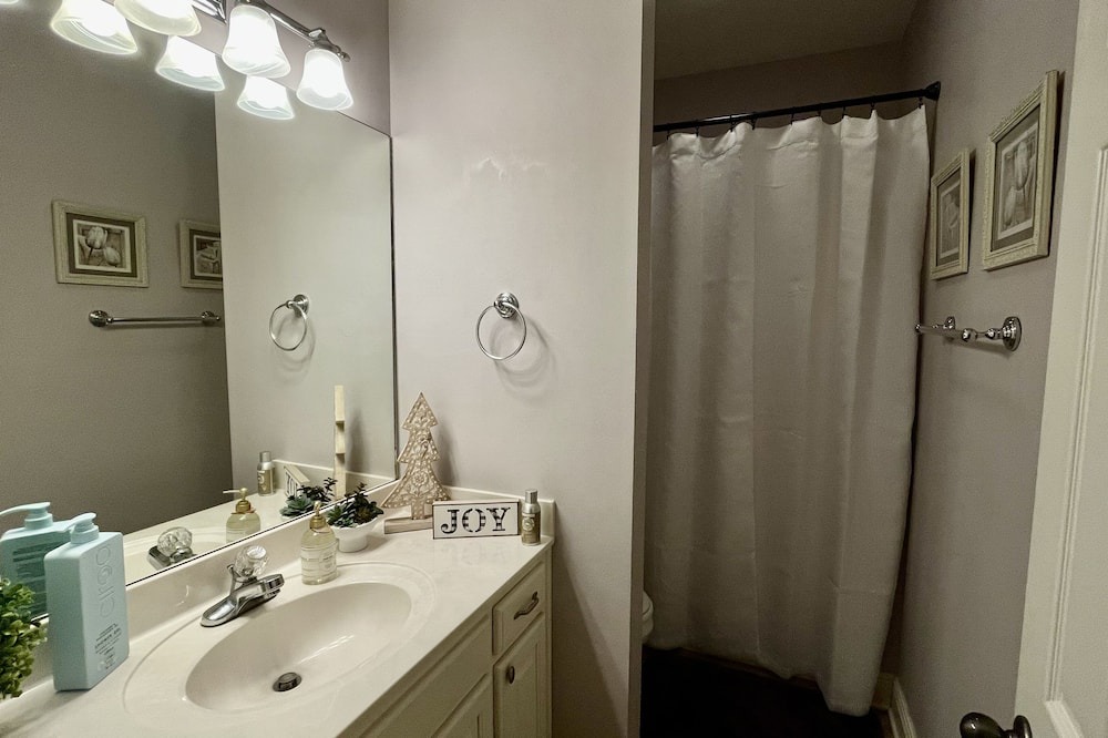 Photo of Bathroom in Prairieville