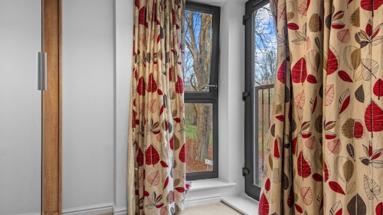 Photo of Others in Uxbridge North