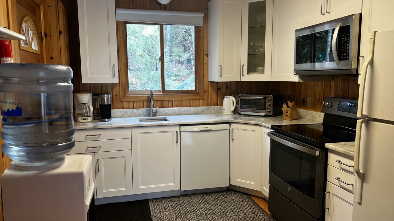 Photo of Kitchen in Dysart et al