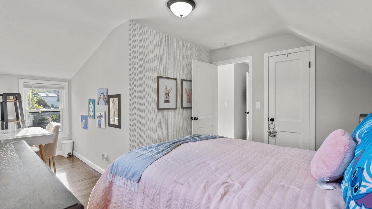 Photo of Others in Seymour