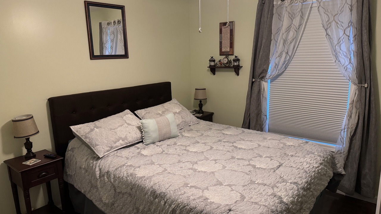 Photo of Bedroom in Stanford