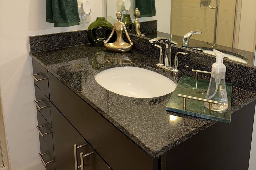 Photo of Bathroom in Midtown