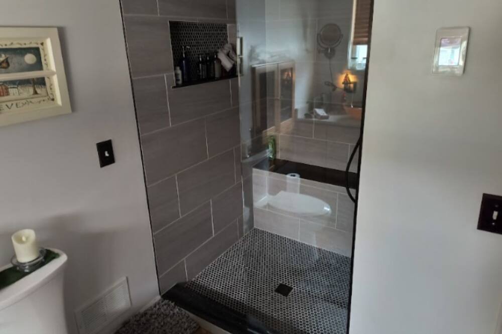 Photo of Bathroom in South Byron