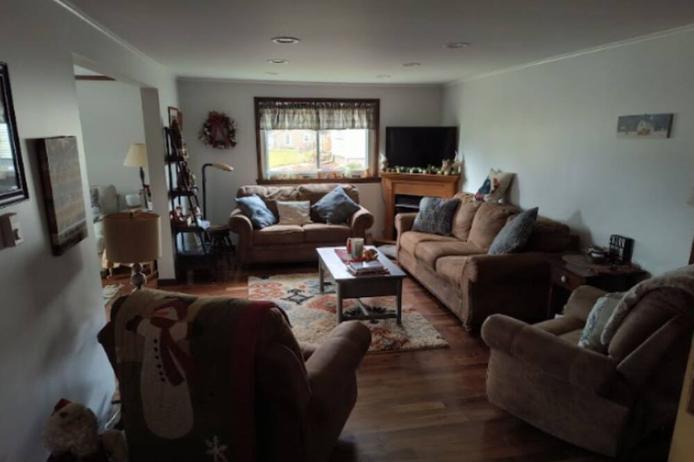 Photo of Livingroom in South Byron