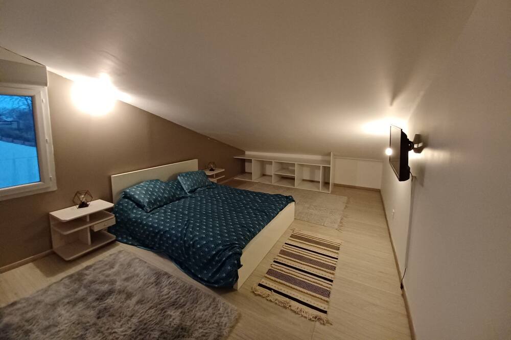 Photo of Bedroom in Escalquens