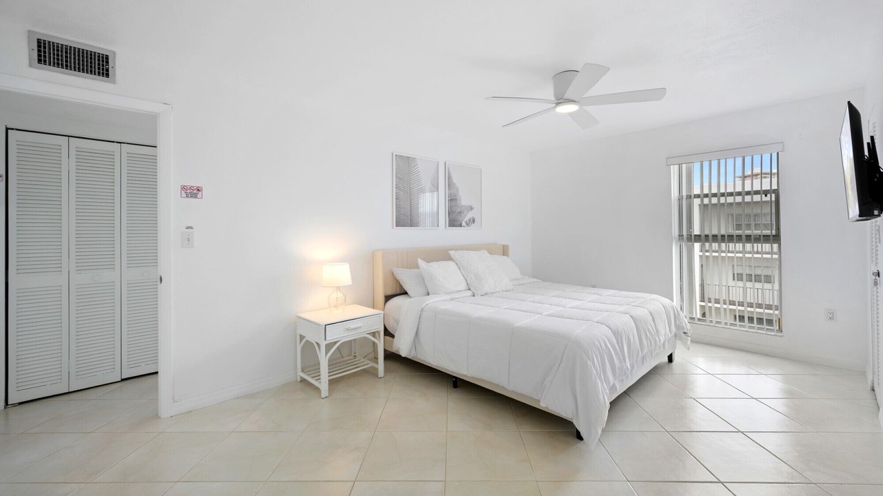 Photo of Others in Sunny Isles Beach