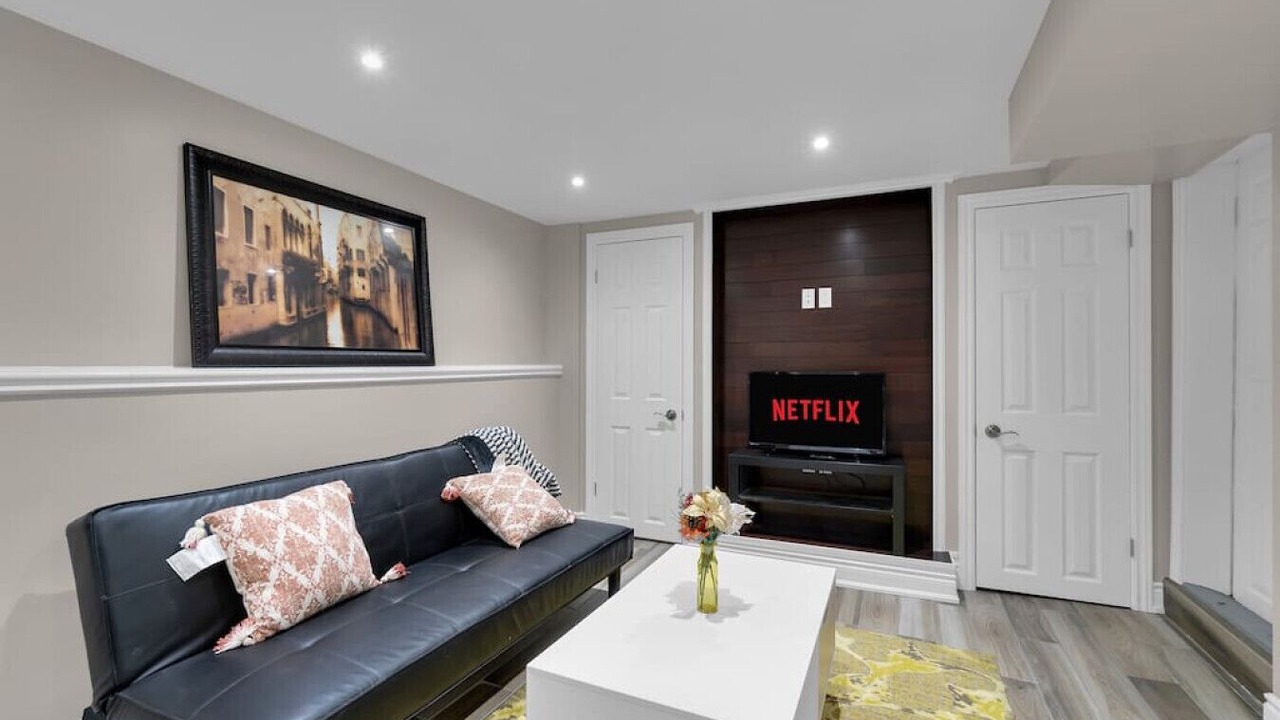 Photo of Livingroom in Riverdale