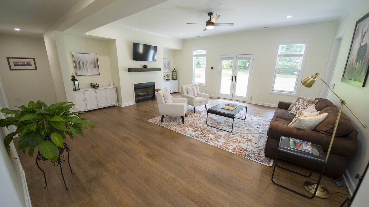 Photo of Livingroom in Adairsville